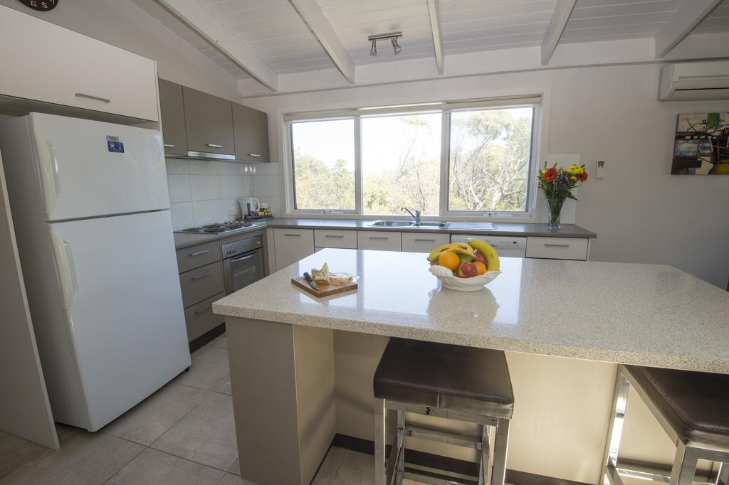 The Lakes Beachfront Holiday Park Lake Tyers Beach Extérieur photo