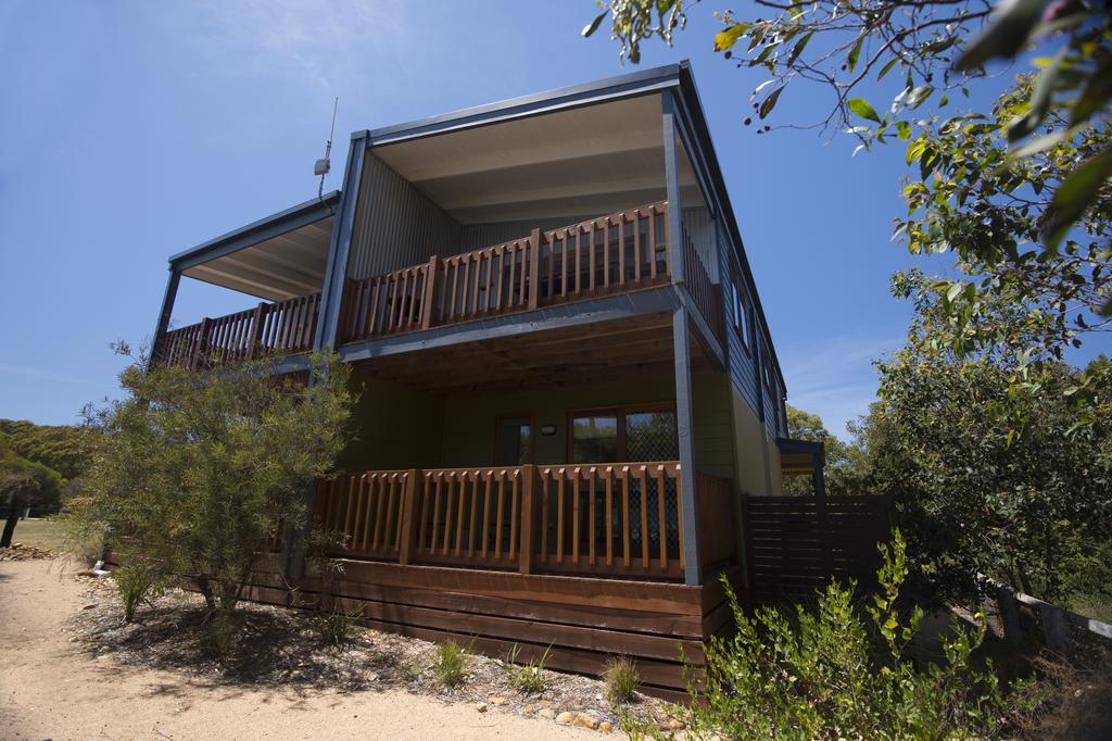 The Lakes Beachfront Holiday Park Lake Tyers Beach Extérieur photo