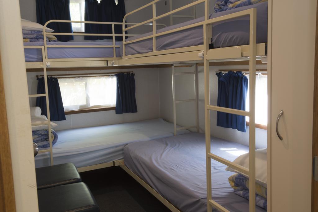 The Lakes Beachfront Holiday Park Lake Tyers Beach Extérieur photo