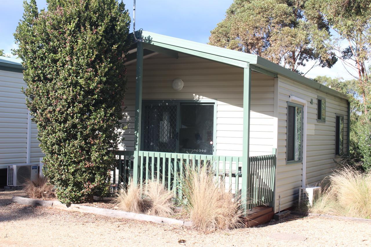 The Lakes Beachfront Holiday Park Lake Tyers Beach Extérieur photo