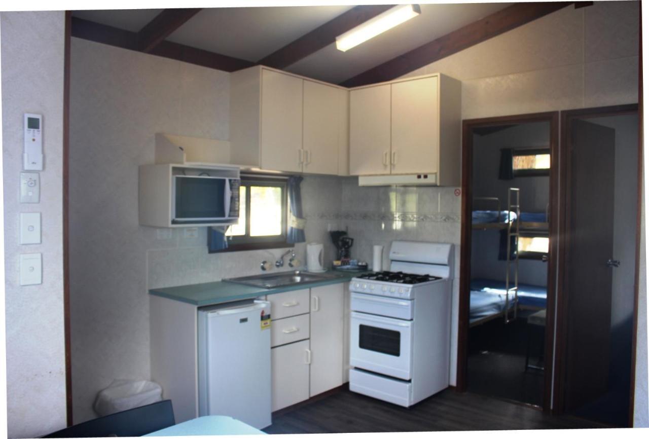 The Lakes Beachfront Holiday Park Lake Tyers Beach Extérieur photo